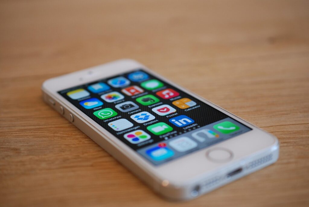 iphone, apps, phone, white, iphone 5s, to call, app, dates, apps, iphone 5s, iphone 5s, iphone 5s, iphone 5s, iphone 5s, app, app, app, app-676767.jpg